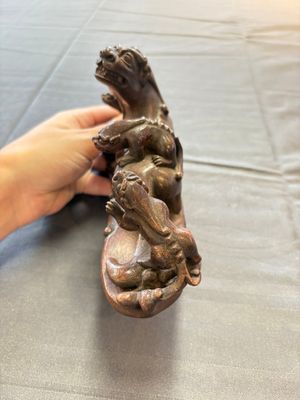Five various Chinese wooden carvings and a censer, 19/20th C. — photo 3