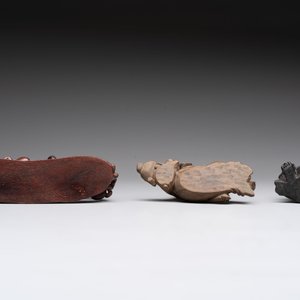 Five various Chinese wooden carvings and a censer, 19/20th C. — photo 7
