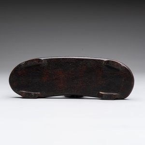 Five various Chinese wooden carvings and a censer, 19/20th C. — photo 9
