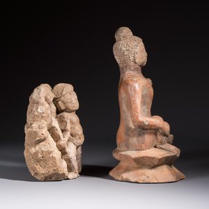 Five various pottery wares and a carved stone fragment, South Asia and Southeast Asia, 18th C. and earlier — 照片 5