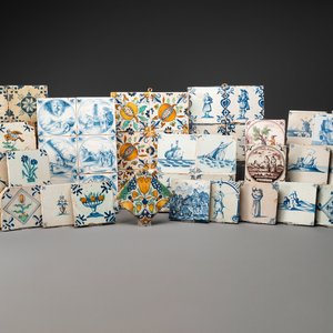 Forty-four blue and white and polychrome Dutch Delft tiles, 17/18th C. — photo 1