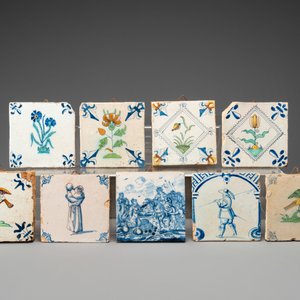 Forty-four blue and white and polychrome Dutch Delft tiles, 17/18th C. — photo 7