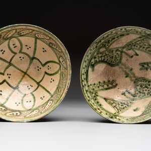 Four Amol pottery sgraffito bowls, Persia, 12th C. — photo 6