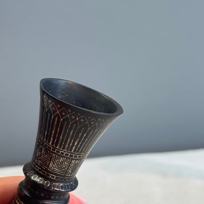 Four Bidri metal hookah bases and a copper hookah base or vase — 照片 19