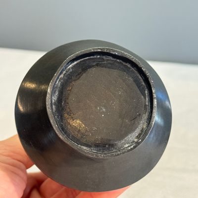 Four Bidri metal hookah bases and a copper hookah base or vase — 照片 31