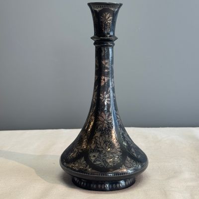 Four Bidri metal hookah bases and a copper hookah base or vase — 照片 32