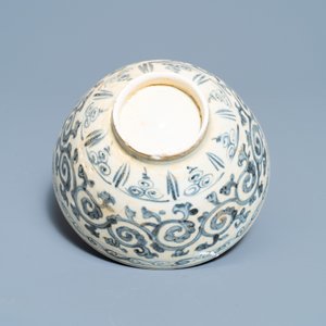Four blue and white Vietnamese or Annamese ceramics and a Chinese jarlet, 15/16th C. — 照片 7