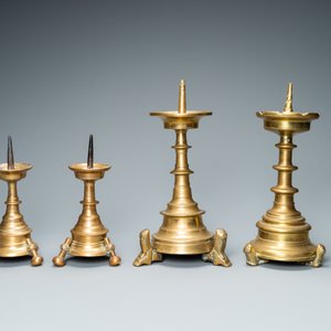 Four bronze candlesticks, Flanders or Germany, 15/16th C. — 照片 3