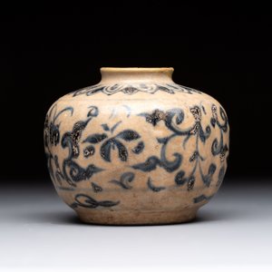 Four Chinese and Annamese or Vietnamese blue and white wares, 15th/19th C. — photo 15