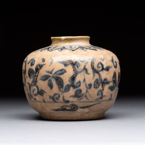 Four Chinese and Annamese or Vietnamese blue and white wares, 15th/19th C. — photo 17