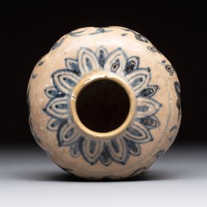 Four Chinese and Annamese or Vietnamese blue and white wares, 15th/19th C. — photo 19