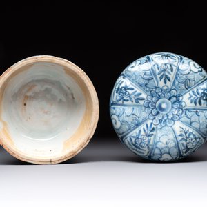 Four Chinese and Annamese or Vietnamese blue and white wares, 15th/19th C. — photo 26