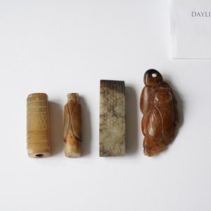 Four Chinese archaic jade carvings, 19/20th C. — 照片 8