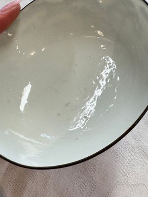 Four Chinese blue and white 'Bleu de Hue' cups and two bowls, various marks, 19th C. — foto 50