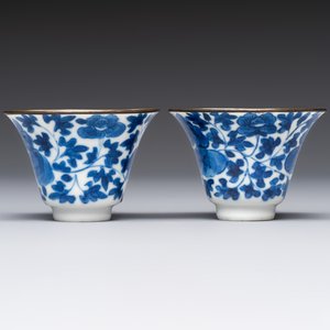 Four Chinese blue and white 'Bleu de Hue' cups and two bowls, various marks, 19th C. — foto 15
