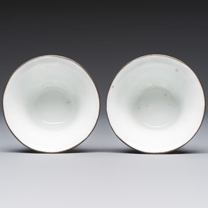 Four Chinese blue and white 'Bleu de Hue' cups and two bowls, various marks, 19th C. — foto 18