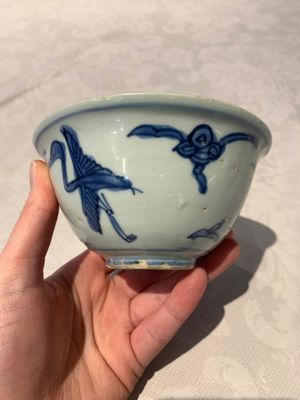 Four Chinese blue and white bowls, two cups and a plate, Ming — photo 30