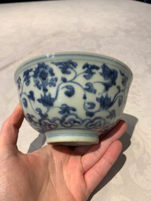 Four Chinese blue and white bowls, two cups and a plate, Ming — photo 45