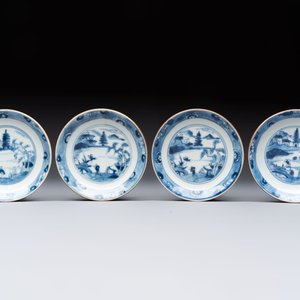 Four Chinese blue and white capucin-ground cups and saucers with landscape design, Yongzheng — 照片 2