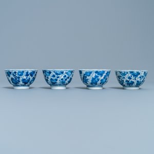 Four Chinese blue and white cups and saucers and three large cups, Kangxi/Qianlong — 照片 7