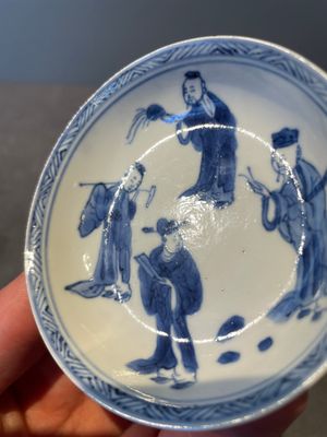 Four Chinese blue and white 'Eight Immortals' cups and saucers and five saucers, Chenghua and Lu mark, Kangxi — foto 43