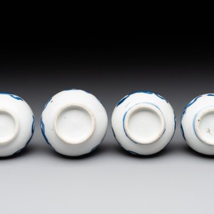Four Chinese blue and white 'Eight Treasures 八寶' double gourd vases, Kangxi — foto 4