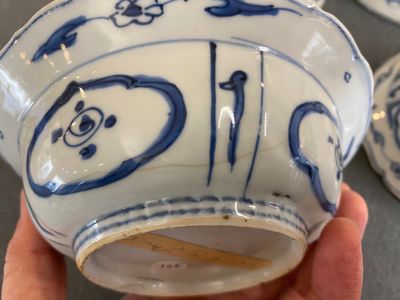 Four Chinese blue and white kraak porcelain klapmuts bowls, Wanli — 照片 6