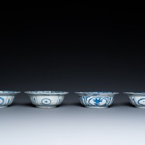 Four Chinese blue and white kraak porcelain klapmuts bowls, Wanli — 照片 6