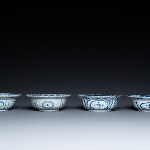 Four Chinese blue and white kraak porcelain klapmuts bowls, Wanli — 照片 7