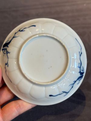 Four Chinese blue and white 'landscape' cups and saucers, Kangxi — photo 8