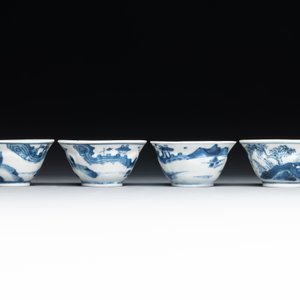Four Chinese blue and white 'landscape' cups and saucers, Kangxi — photo 4