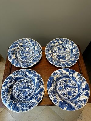 Four Chinese blue and white lobed 'phoenix and monkey' plates, flower mark, Kangxi — 照片 1