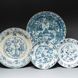 Four Chinese blue and white Swatow dishes, Ming — foto 1