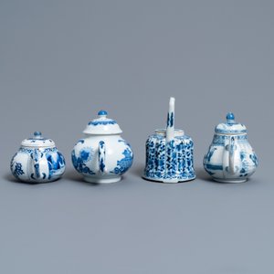 Four Chinese blue and white teapots and covers, Kangxi — photo 3