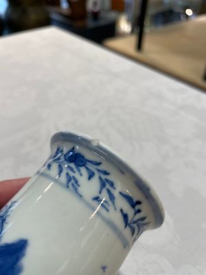Four Chinese blue and white vases and a stem cup, Kangxi and later — photo 31