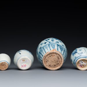 Four Chinese blue and white vases, Ming — photo 7