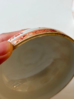 Four Chinese blue and white wares, and two iron-red-decorated wares, 19/20th C. — photo 11
