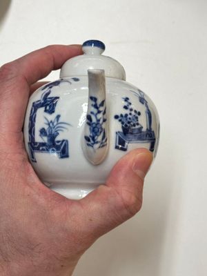 Four Chinese blue and white wares for the Vietnamese market, chơi ngọc 玩玉 and Jiaqing mark, 19th C. — photo 12