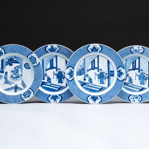 Four Chinese blue and white 'Xi Xiang Ji' dishes, 19th C. — 照片 1