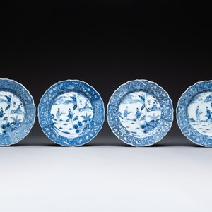 Four Chinese blue and white 'Xi Xiang Ji' plates, Qianlong — foto 2