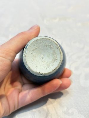 Four Chinese blue-glazed 'Hatcher Cargo' stem cups, Transitional period — photo 24