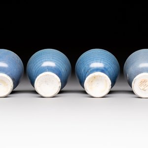 Four Chinese blue-glazed 'Hatcher Cargo' stem cups, Transitional period — photo 7