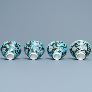 Four Chinese blue-ground Dayazhai-style 'dragon' cups and saucers, 19th C. — photo 9