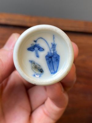 Four Chinese blue, white and copper-red snuff bottles, 19th C. — photo 21