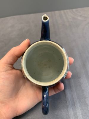 Four Chinese blue, white and famille rose teapots, Yongzheng/Qianlong — 照片 30
