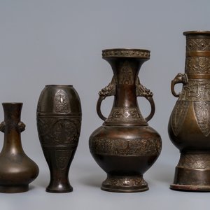 Four Chinese bronze vases, Song and later — photo 3