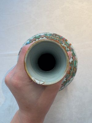 Four Chinese Canton famille rose vases, 19th C. — foto 17