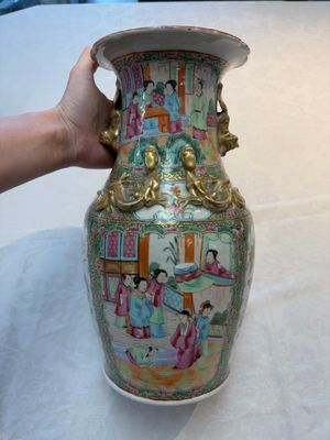 Four Chinese Canton famille rose vases, 19th C. — foto 22