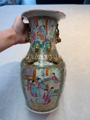 Four Chinese Canton famille rose vases, 19th C. — foto 3
