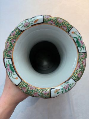 Four Chinese Canton famille rose vases, 19th C. — foto 5